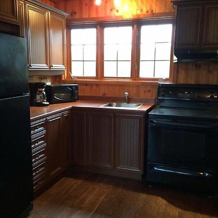 Le Chalet Apartamento Shawinigan Exterior foto