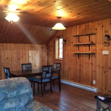 Le Chalet Apartamento Shawinigan Exterior foto