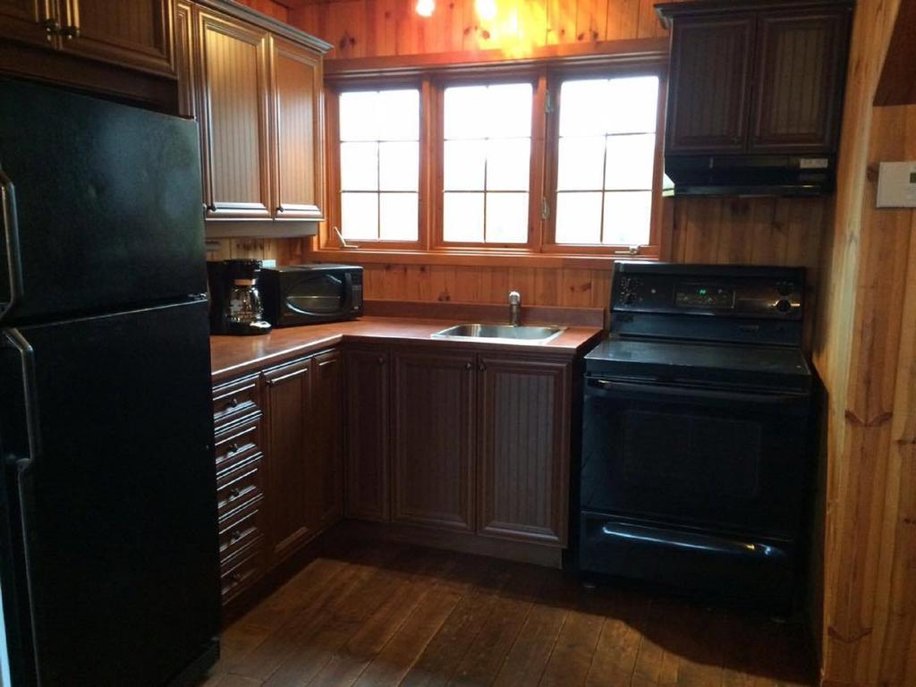 Le Chalet Apartamento Shawinigan Exterior foto