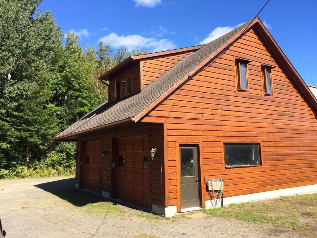 Le Chalet Apartamento Shawinigan Exterior foto