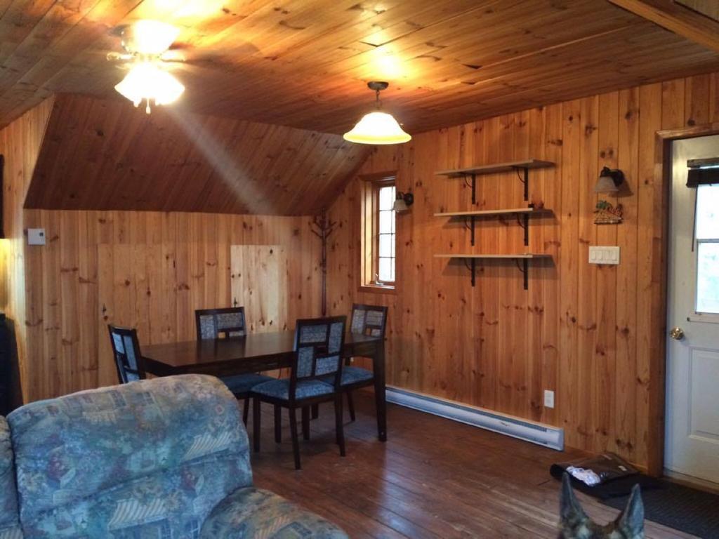 Le Chalet Apartamento Shawinigan Exterior foto